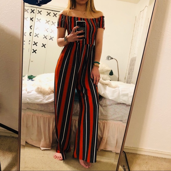 Forever 21 Other - One piece outfit 🔥👌🏼💕😎